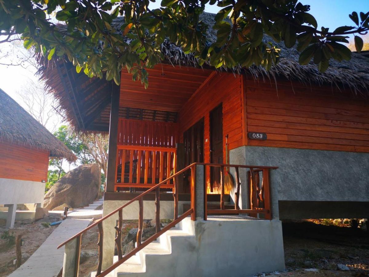 Koh Tao Relax Freedom Beach Resort Екстер'єр фото